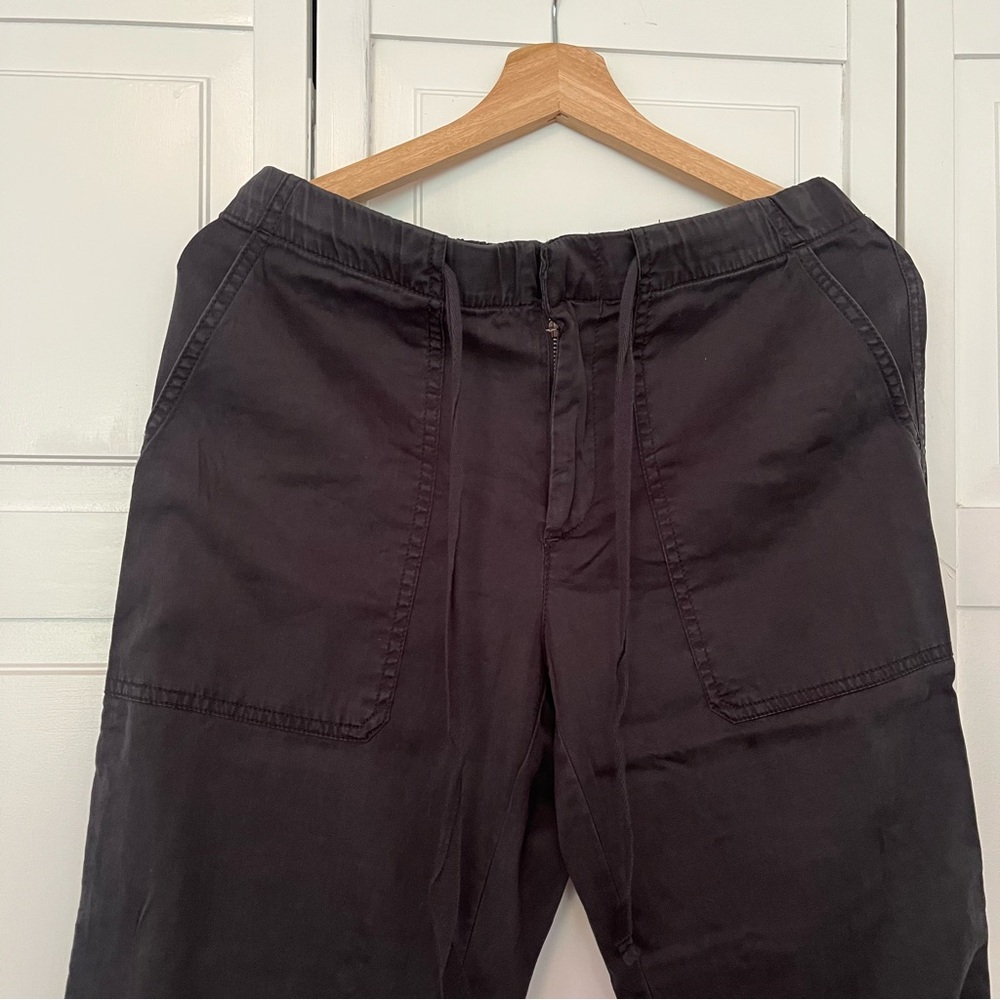 LOFT Black Cargo Pants with Relaxed Fit